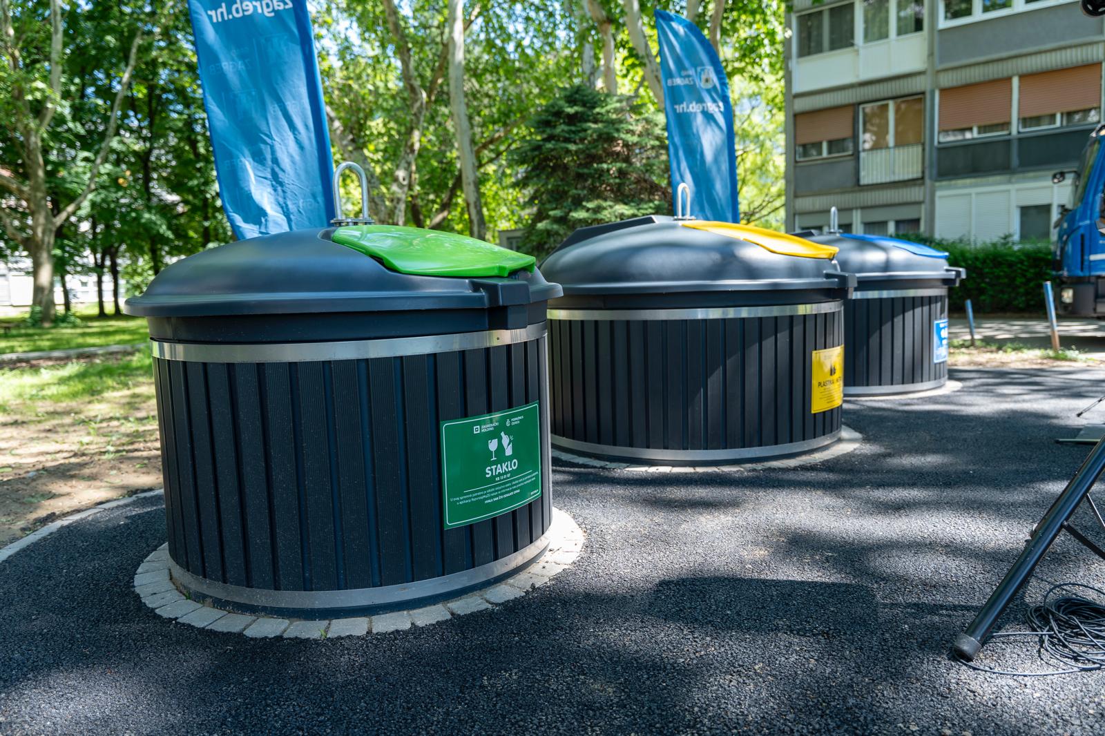 Završena ugradnja polupodzemnih spremnika u Zapruđu